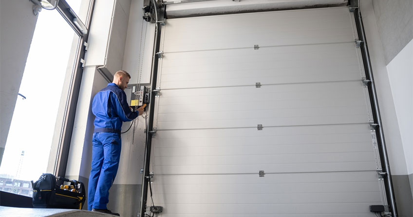 Professional vs. DIY Garage Door Maintenance: Making the Right Choice